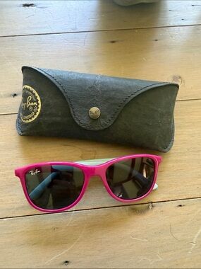 Ray-Ban Kids Disney Stitch Pink/Turquoise Wayfarer Sunglasses with Case